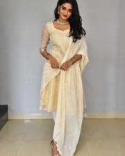 Actress Hrithika Srinivas at Hadduledura Teaser Launch Event Pictures 04