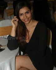 Actress Kyra Dutt Pictures 04