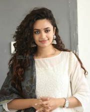 Actress Malavika Nair At Taxiwaala Movie Press Meet Photos 02 Actress Malavika Nair At Taxiwaala Movie Press Meet Photos 02