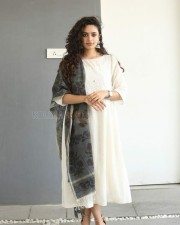 Actress Malavika Nair At Taxiwaala Movie Press Meet Photos 05 Actress Malavika Nair At Taxiwaala Movie Press Meet Photos 05