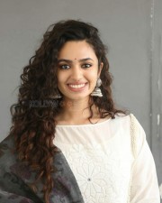 Actress Malavika Nair At Taxiwaala Movie Press Meet Photos 22 Actress Malavika Nair At Taxiwaala Movie Press Meet Photos 22