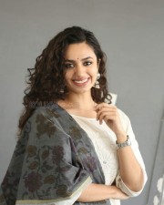 Actress Malavika Nair At Taxiwaala Movie Press Meet Photos 25 Actress Malavika Nair At Taxiwaala Movie Press Meet Photos 25