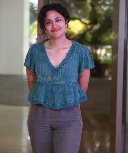 Actress Malavika Nair at Thank You Movie Team Media Interaction Pictures 28