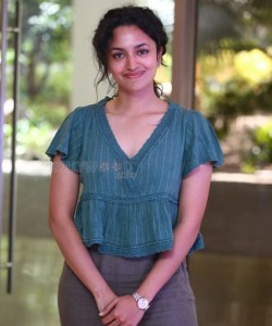 Actress Malavika Nair at Thank You Movie Team Media Interaction Pictures 31