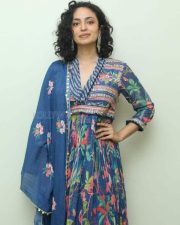 Actress Malvika Nair at Anni Manchi Shakunamule Interview Pictures 23