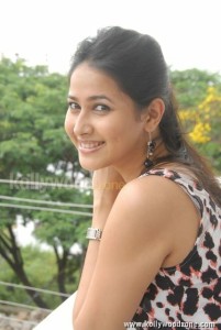 Actress Panchi Bora Cute Pictures 01