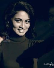 Actress Pooja Photoshoot Pictures 10