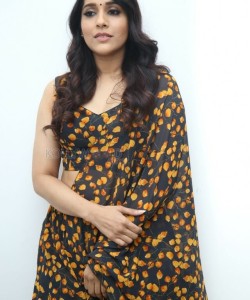Actress Rashmi Gautam at Bomma Blockbuster Movie Pre Release Event Photos 03