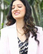 Actress Richa Panai at Circle Trailer Launch Pictures 29