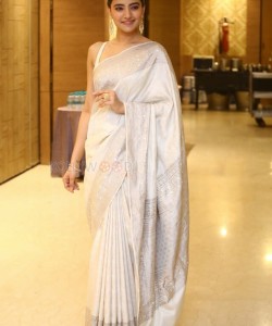 Actress Rukshar Dhillon at Ashoka Vanamlo Arjuna Kalyanam Movie Press Meet Photos 13
