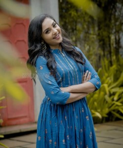 Actress Smruthi Venkat Photoshoot Stills 07
