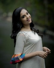 Actress Smruthi Venkat Photoshoot Stills 14