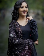 Actress Smruthi Venkat Photoshoot Stills 17