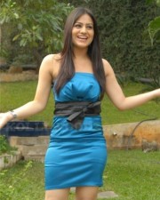 Aksha Stills 12