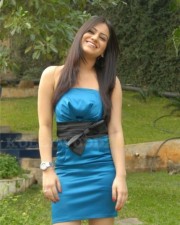Aksha Stills 20