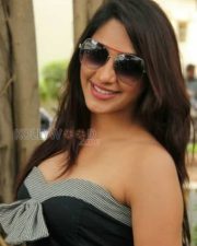 Ayirathil Iruvar Movie Heroine Kesha Sexy Photos 02 Ayirathil Iruvar Movie Heroine Kesha Sexy Photos 02