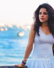 Beautiful Actress Piaa Bajpai Photos 08