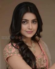 Beautiful Avantika Mishra Sexy Pictures 51