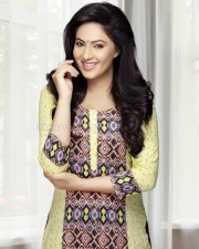 Beautiful Film Actress Nikesha Patel Photo Shoot Photos 04