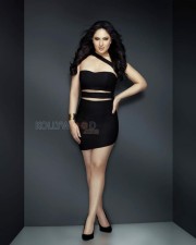 Beautiful Film Actress Nikesha Patel Photo Shoot Photos 07