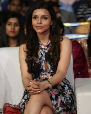 Beautiful Kyra Dutt Photos 07