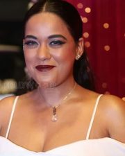 Busty Mumaith Khan Photos 05