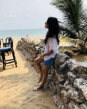 Cute Actress Rashmi Gautam Latest Photos 03