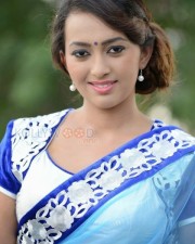 Ester Noronha Sexy Pictures 22