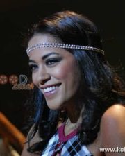 Glamour Actress Mumaith Khan Photos 06