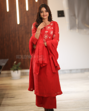 Heroine Hrithika Srinivas at Vadhala Movie Teaser Launch Event Pictures 06