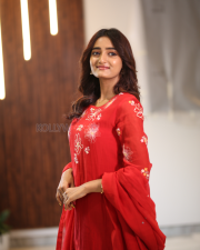 Heroine Hrithika Srinivas at Vadhala Movie Teaser Launch Event Pictures 10
