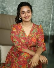 Heroine Malavika Nair at Phalana Abbayi Phalana Ammayi Interview Photos 17