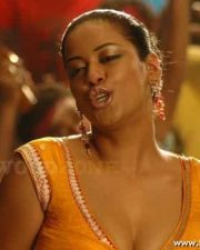 Hot Mumaith Khan Stills 26