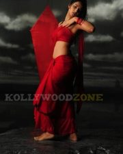 Hot Pictures Of Actress Isha Chawla 34
