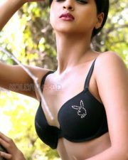 Ice Cream 2 Heroine Naveena Hot Photos 07