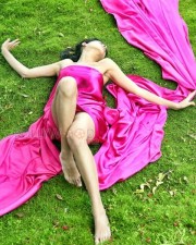 Ice Cream 2 Movie Heroine Naveena Sexy Hot Photos 41