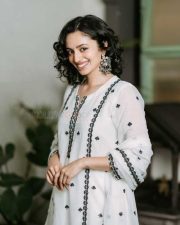 Kerala Actress Malvika Nair in a Hand Printed Salwar Photos 03