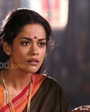 Mumaith Khan Spicy Saree Pictures 01