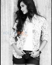 Pallavi Subhash Portfolio Stills 08