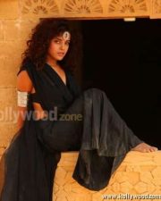 Piaa Bajpai Sexy Pictures 31