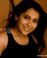 Rashmi Gautam Sexy Photos 02