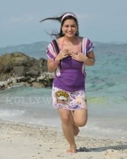 Sexy Actress Aksha Stills 44