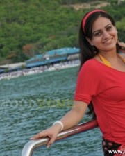Sexy Actress Aksha Stills 56