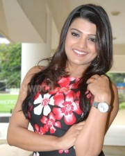 Tashu Koushik Sexy Skirt Pictures 33