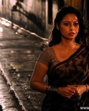 Vidiyum Munn Movie Heroine Pooja Stills 08