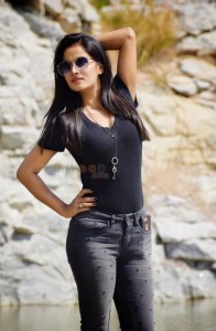 Actress Anusha Rai New Photoshoot Photos 09