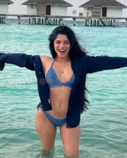 Actress Divya Bharathi Maldives Bikini Stills 09