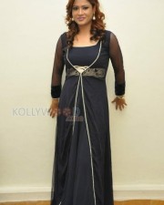 Actress Shilpha Chakravarthy Photoshoot Pictures 06