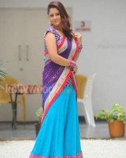 Actress Silpa Chakravarthi Sexy Photos 10
