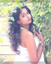 Azhagu Kutti Chellam Actress Krisha Kurup Photos 12